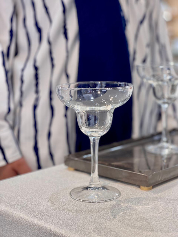 گیلاس،دسر خوری محصول وارداتی Deli Glass