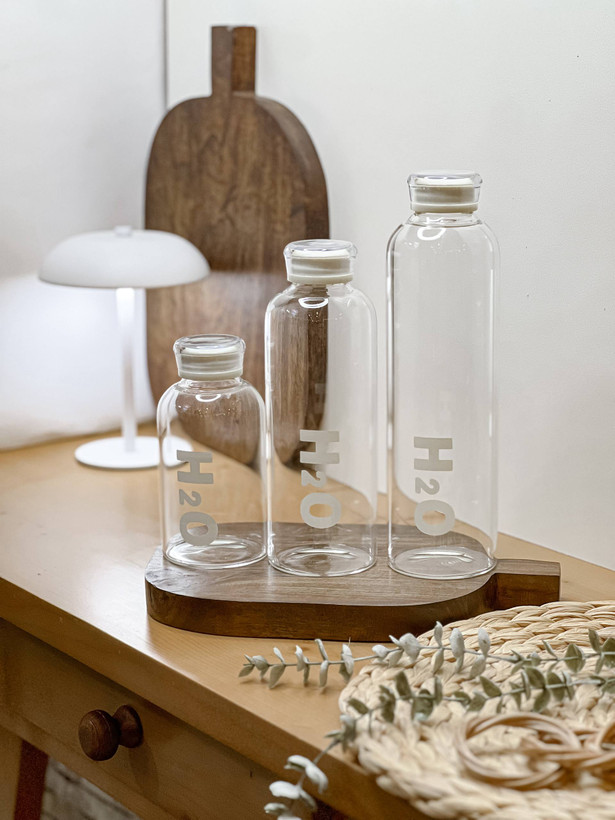بطری اب وارداتی سه سایز